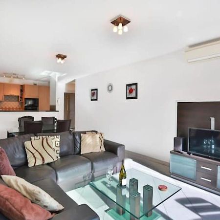 Charming Two-Bedroom Apartment With Balcony And Garage By The Marina Antibes Kültér fotó