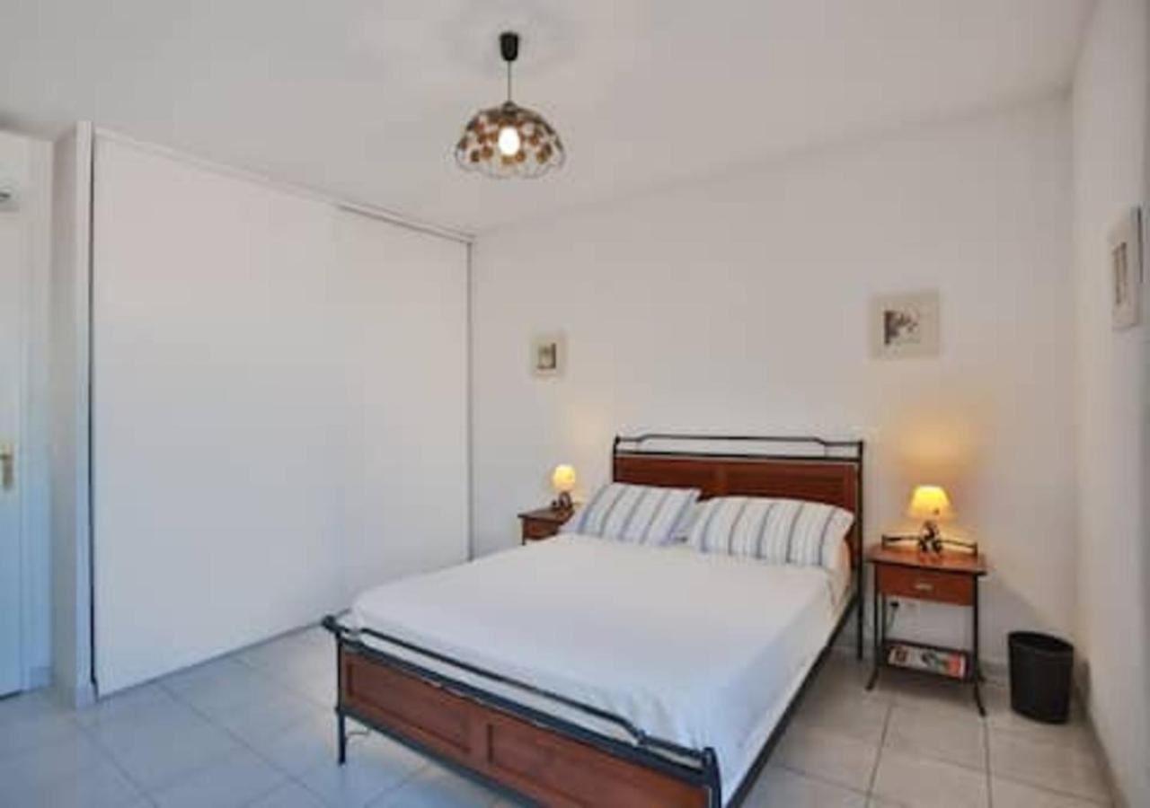 Charming Two-Bedroom Apartment With Balcony And Garage By The Marina Antibes Kültér fotó