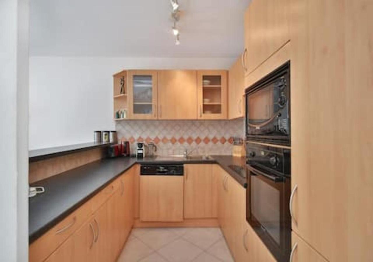 Charming Two-Bedroom Apartment With Balcony And Garage By The Marina Antibes Kültér fotó